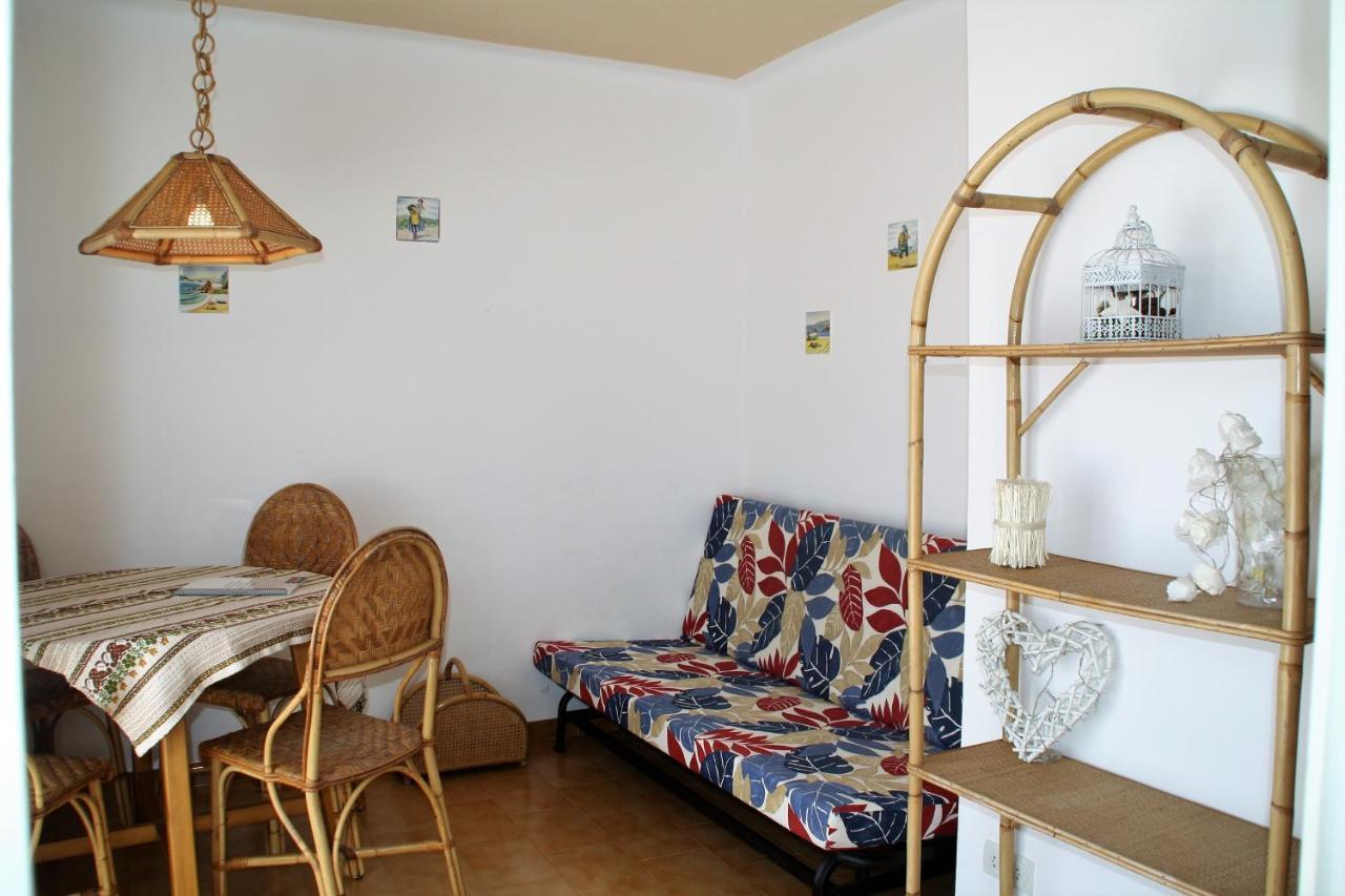 Apartaments Margarita Sabina Pinell Платжа-д'Ару Екстер'єр фото