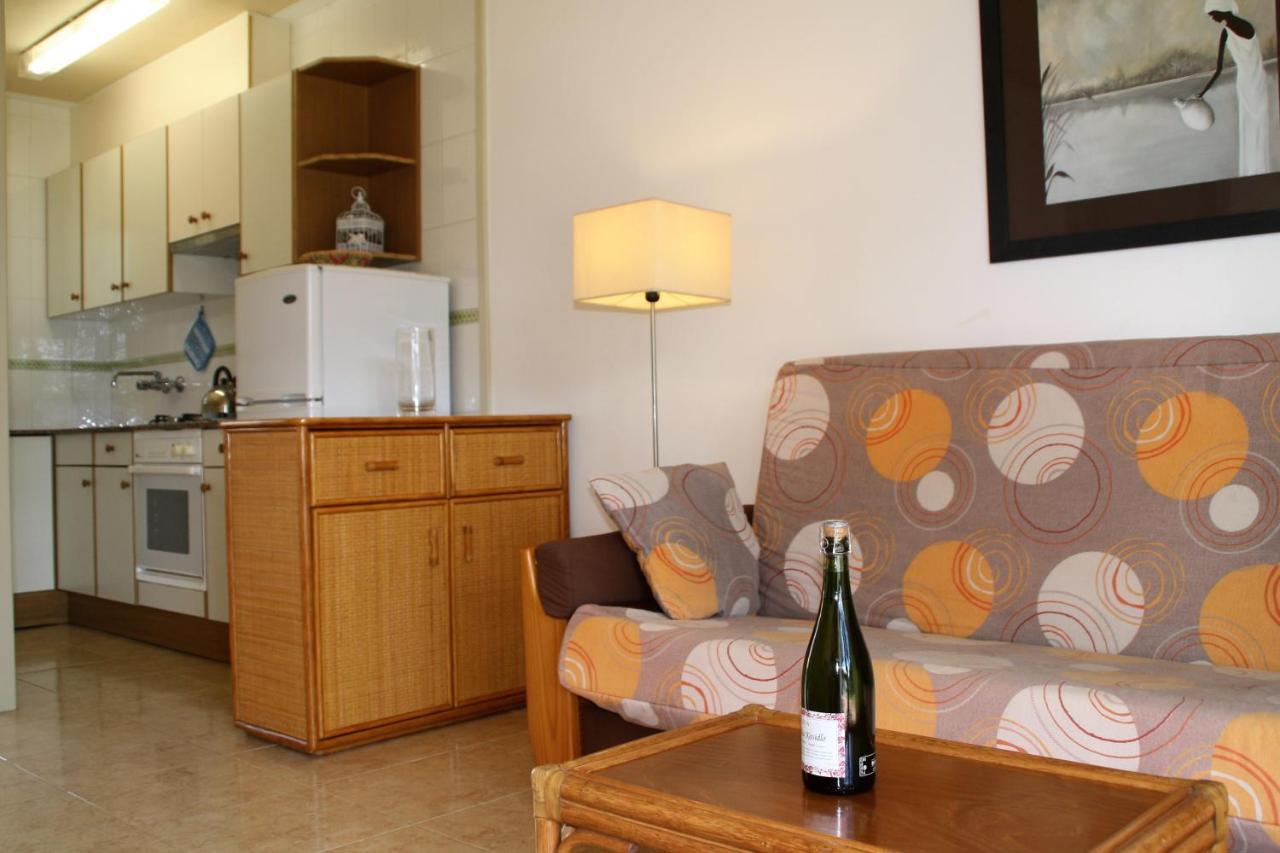 Apartaments Margarita Sabina Pinell Платжа-д'Ару Екстер'єр фото