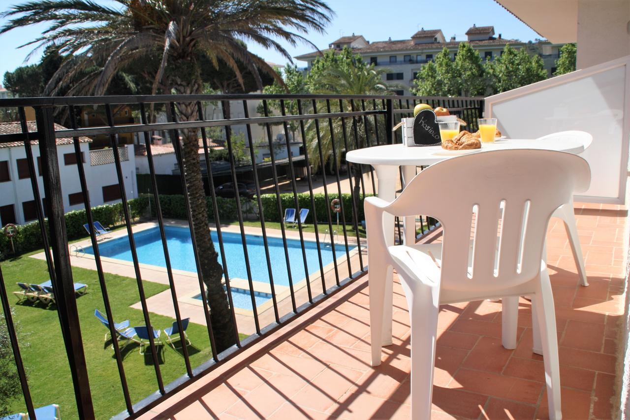 Apartaments Margarita Sabina Pinell Платжа-д'Ару Екстер'єр фото