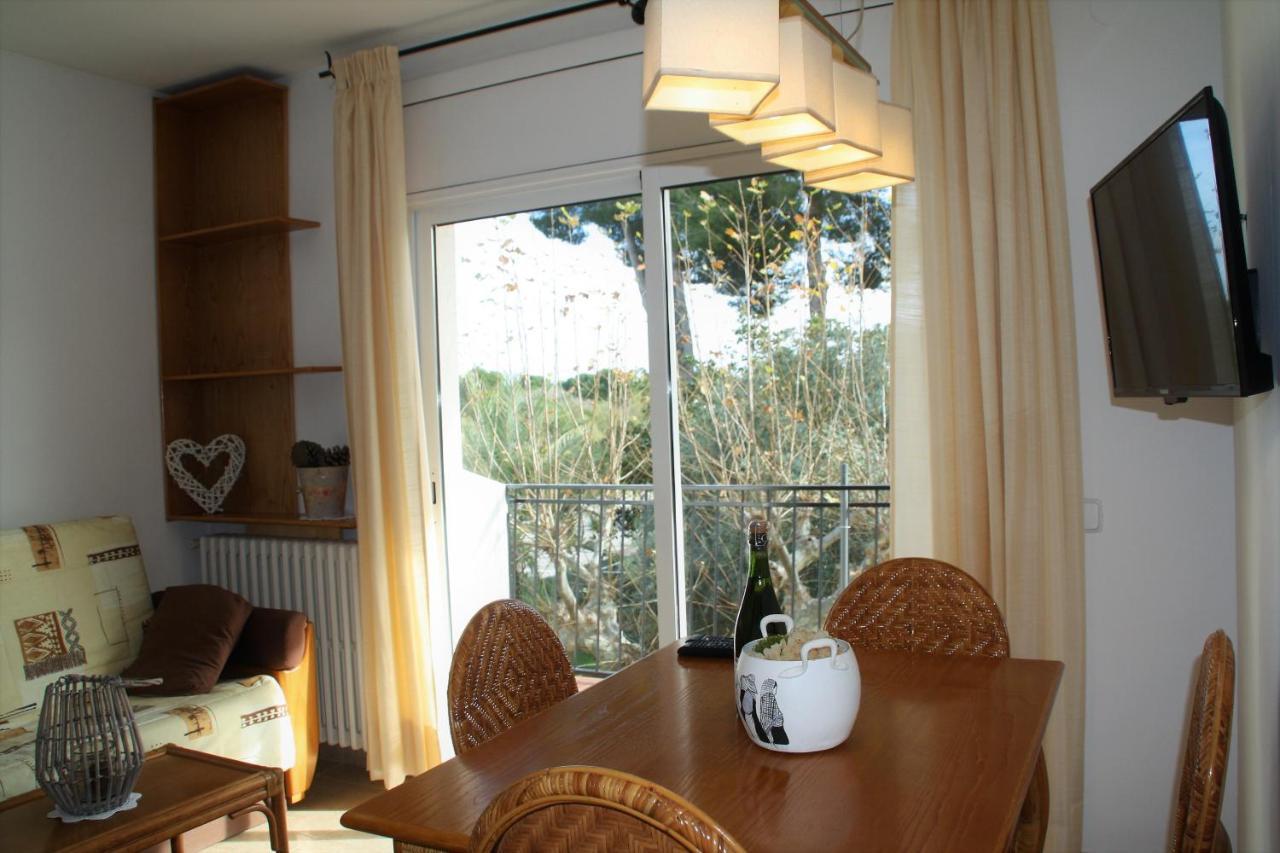 Apartaments Margarita Sabina Pinell Платжа-д'Ару Екстер'єр фото