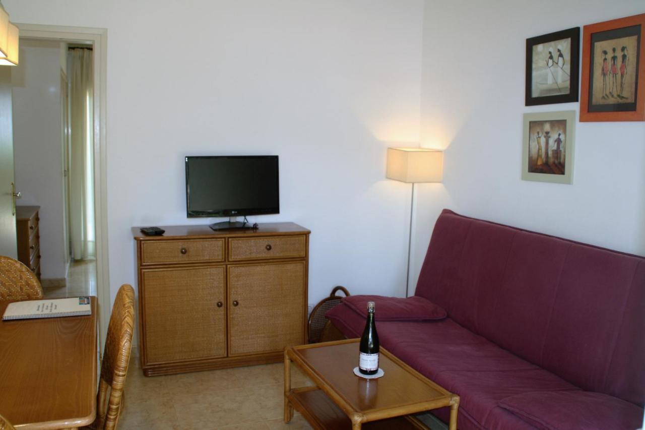 Apartaments Margarita Sabina Pinell Платжа-д'Ару Екстер'єр фото