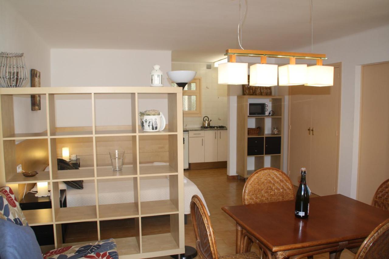 Apartaments Margarita Sabina Pinell Платжа-д'Ару Екстер'єр фото